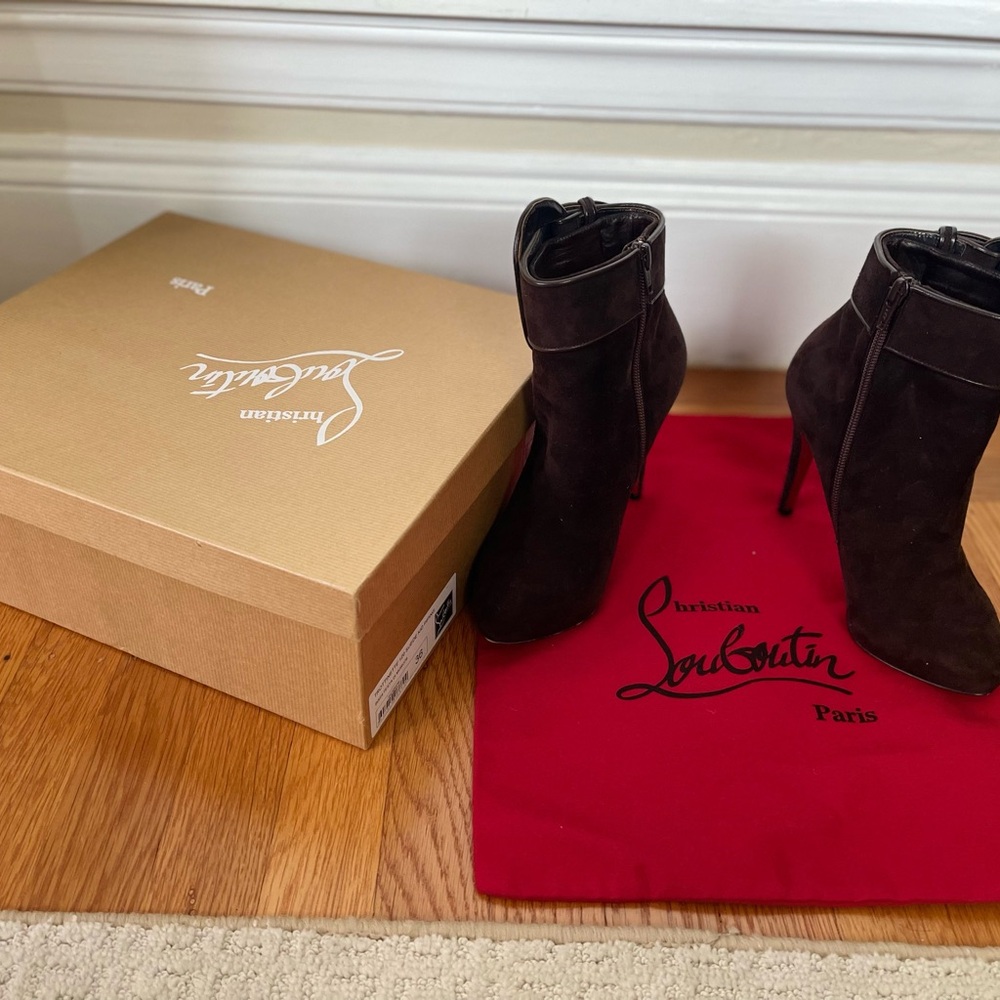 EUC authentic Christian Louboutin Dark Brown Heeled Boots